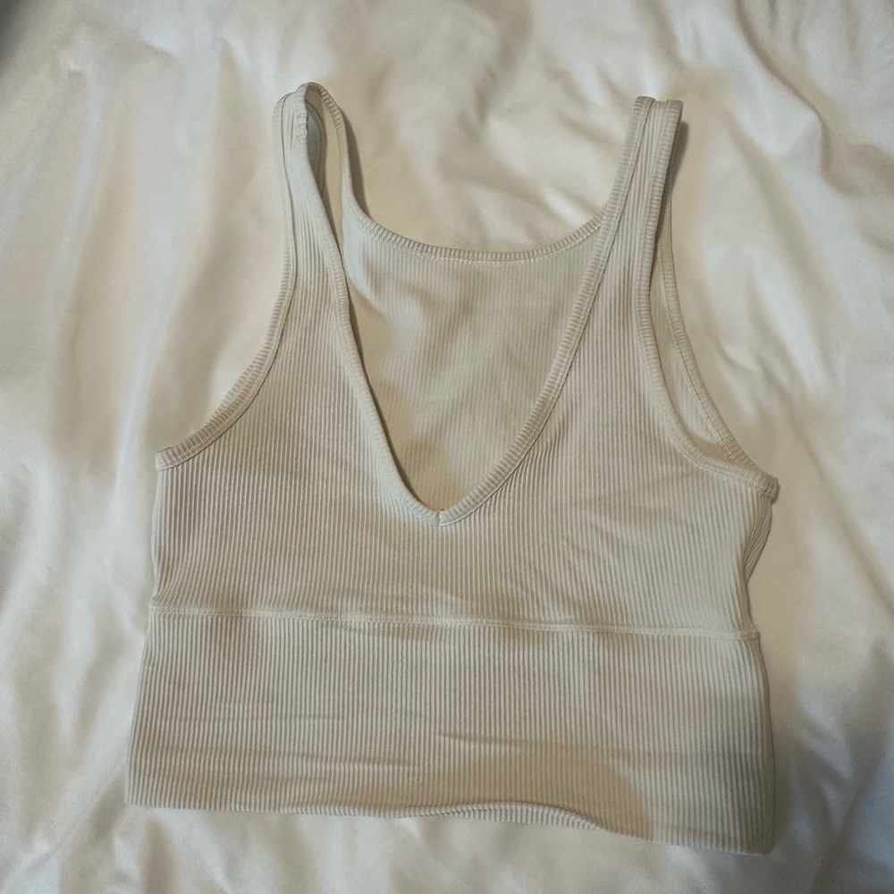 Lululemon Power Pivot Evelin tank top - Picture 2 of 3